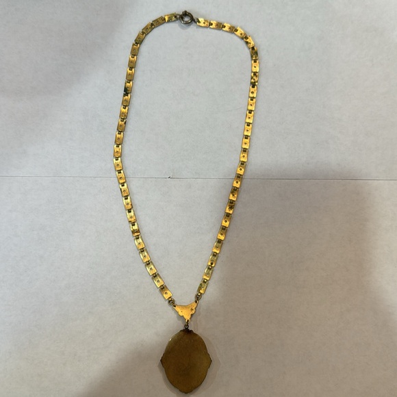 VTG CAMEO VICTORIAN CZECH STYLE GLASS CAMEO/SILHOUETTE‎ GOLD TONE STAR NECKLACE - Picture 7 of 9